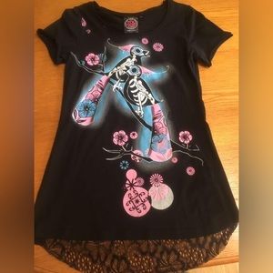 NWT Too Fast Lace back top